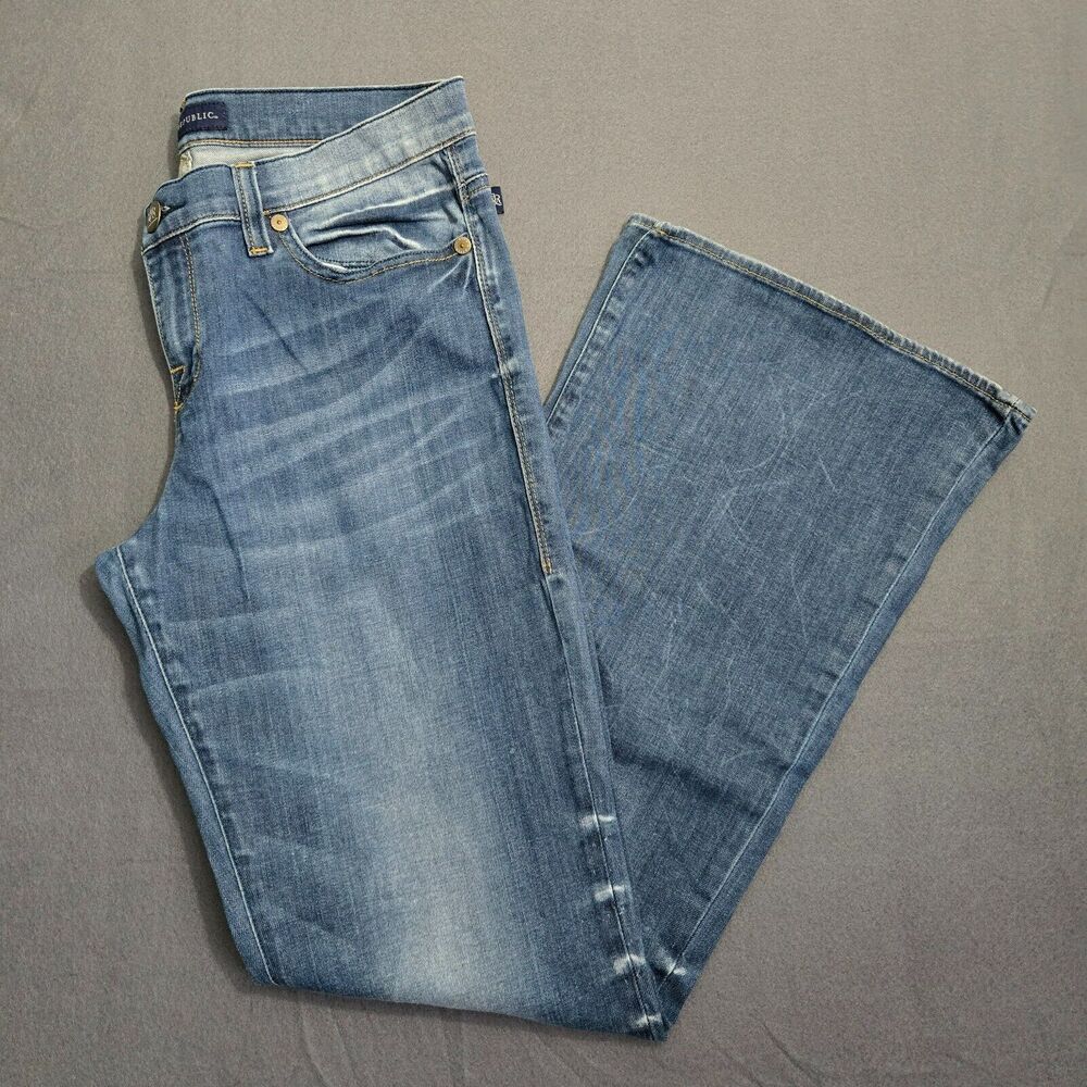 Rock & Republic Jeans Women 10M Mid Rise Roth Flare
